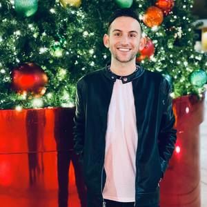 Meet your Posher, Thomas